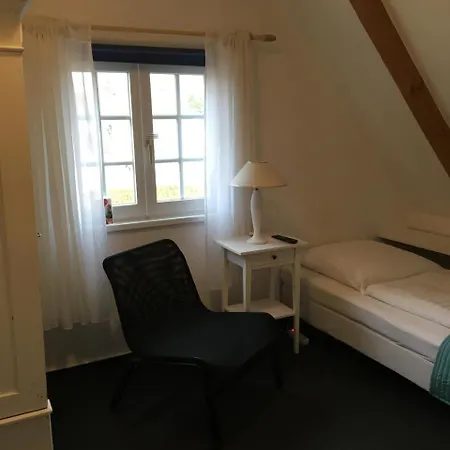 호텔 Ostseehotel 호바흐트